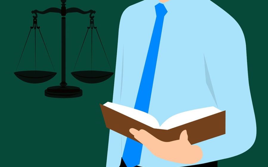 Skillnad Mellan Jurist Och Advokat